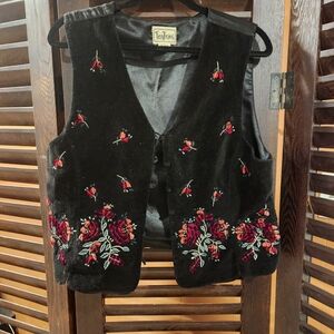 Tantrums Elegant Black Garment